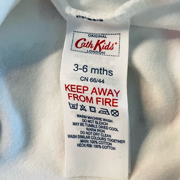 Cath Kids London White and Red Strawberry Kids Matching Set Size 3-6 Months - Picture 3 of 6